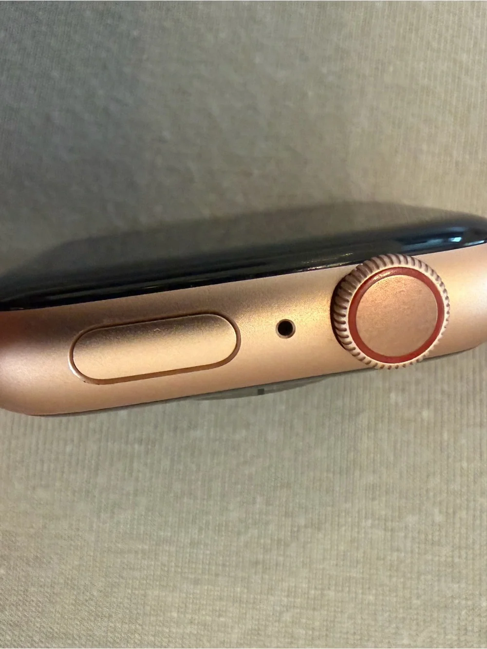 Apple Watch Series 4 44mm Rose Gold GPS and Cell